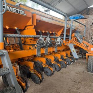 Agrometal Tx mega 2042 doble fertilización